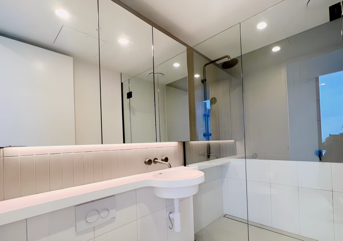 5809/138 Spencer Street 0