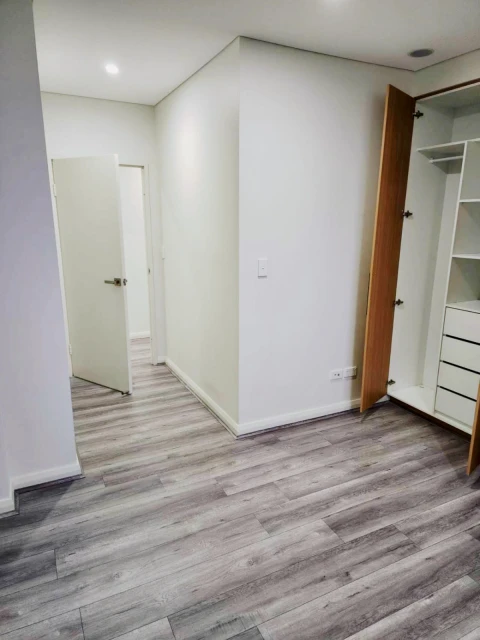 21-23 Gladstone St 1