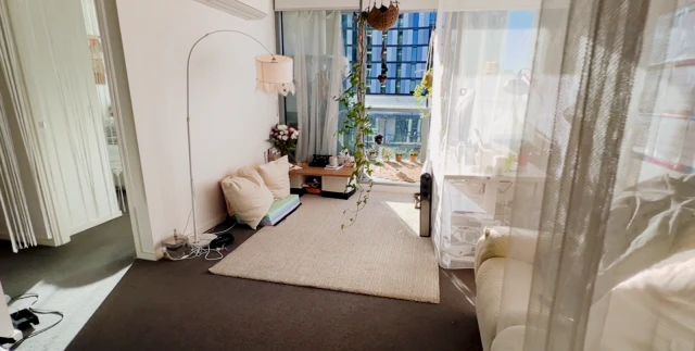 1112E/888 Collins Street 1