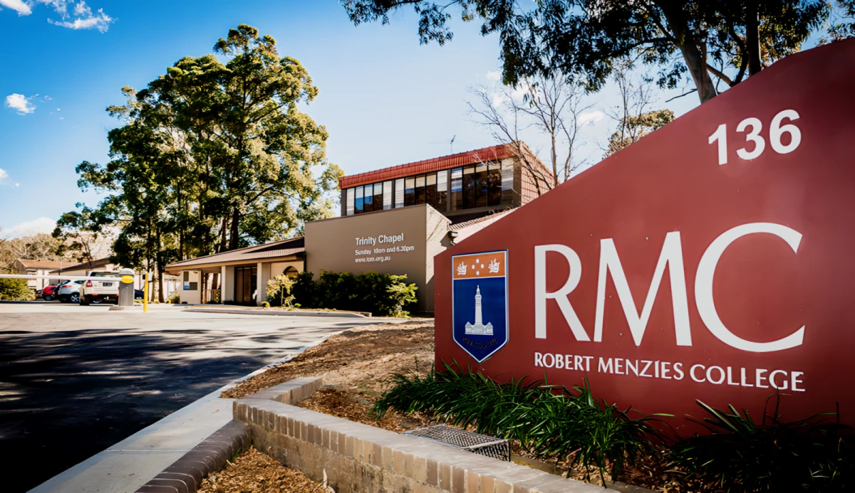Robert Menzies College - Sydney student accommodation
