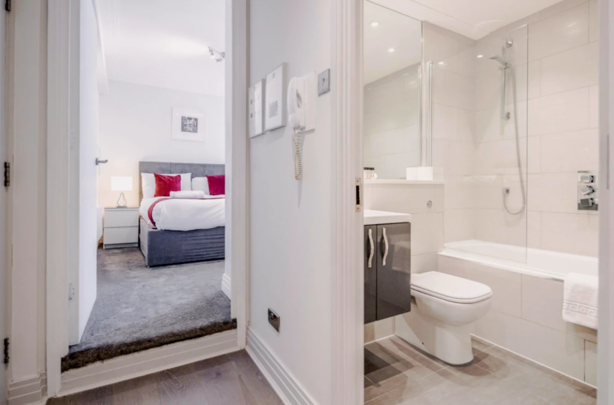 apartment in City of London 0