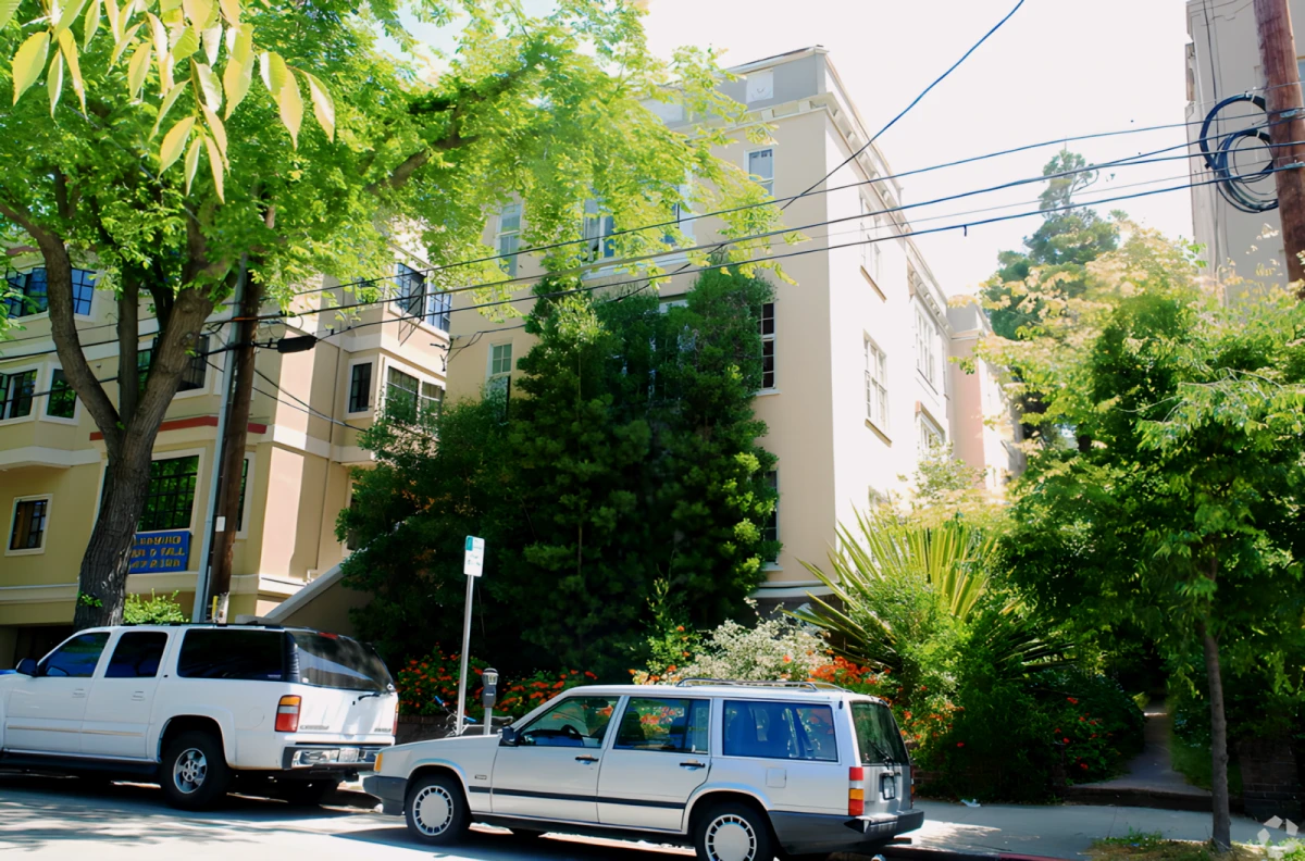 Toyon Court 0