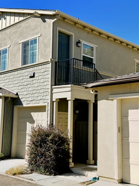 1807 Perennial Terrace Unit Upstairs 1