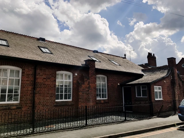 Heathcoat Street, LE11 3BW 2