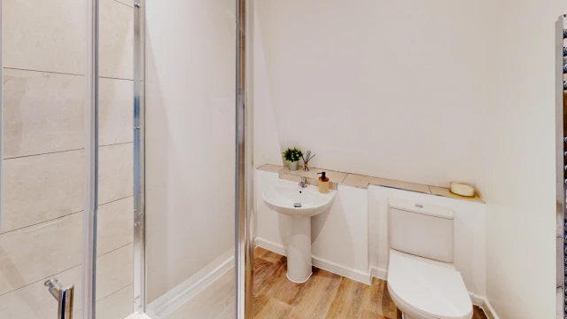 Flat 9 , Fitzhardinge House, BS1 2EY 2