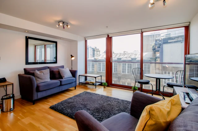 Mitchell Street, G1 3LN 2