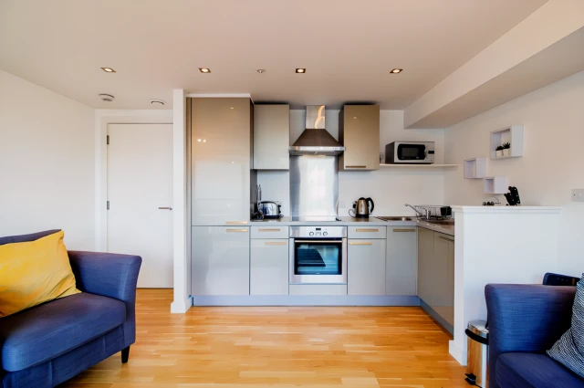 Mitchell Street, G1 3LN 4