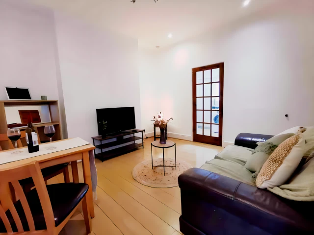 31 Cretan Road, L15 1