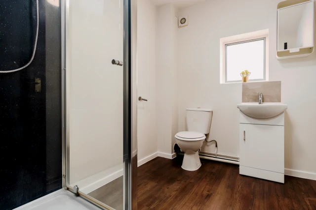 Flat 2, Church Street, NG7 1SJ 2