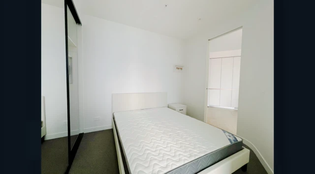 228 La Trobe Street 4