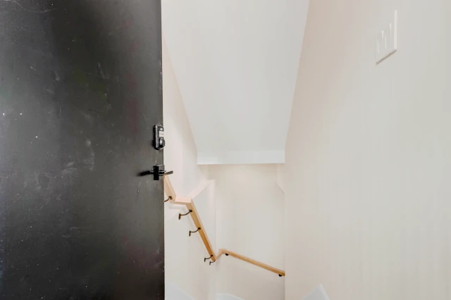 130 Carillon Street 2