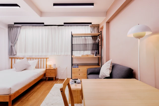 88 Hollywood Road 3
