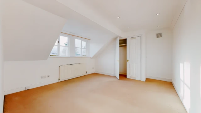 Walm Lane 23439# 4
