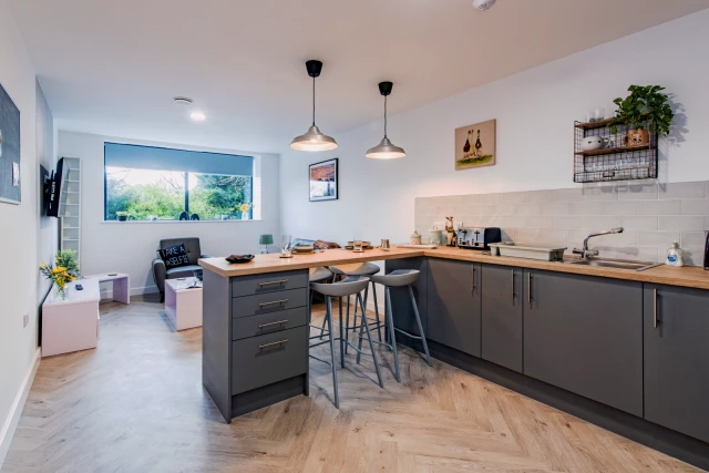 Broadgate House, NG9 2HF 3