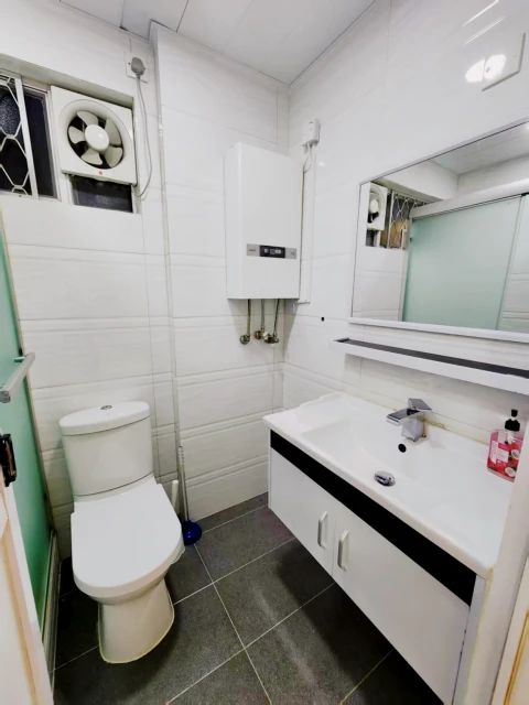7A, Block 18, Phase II, Whampoa Garden 1