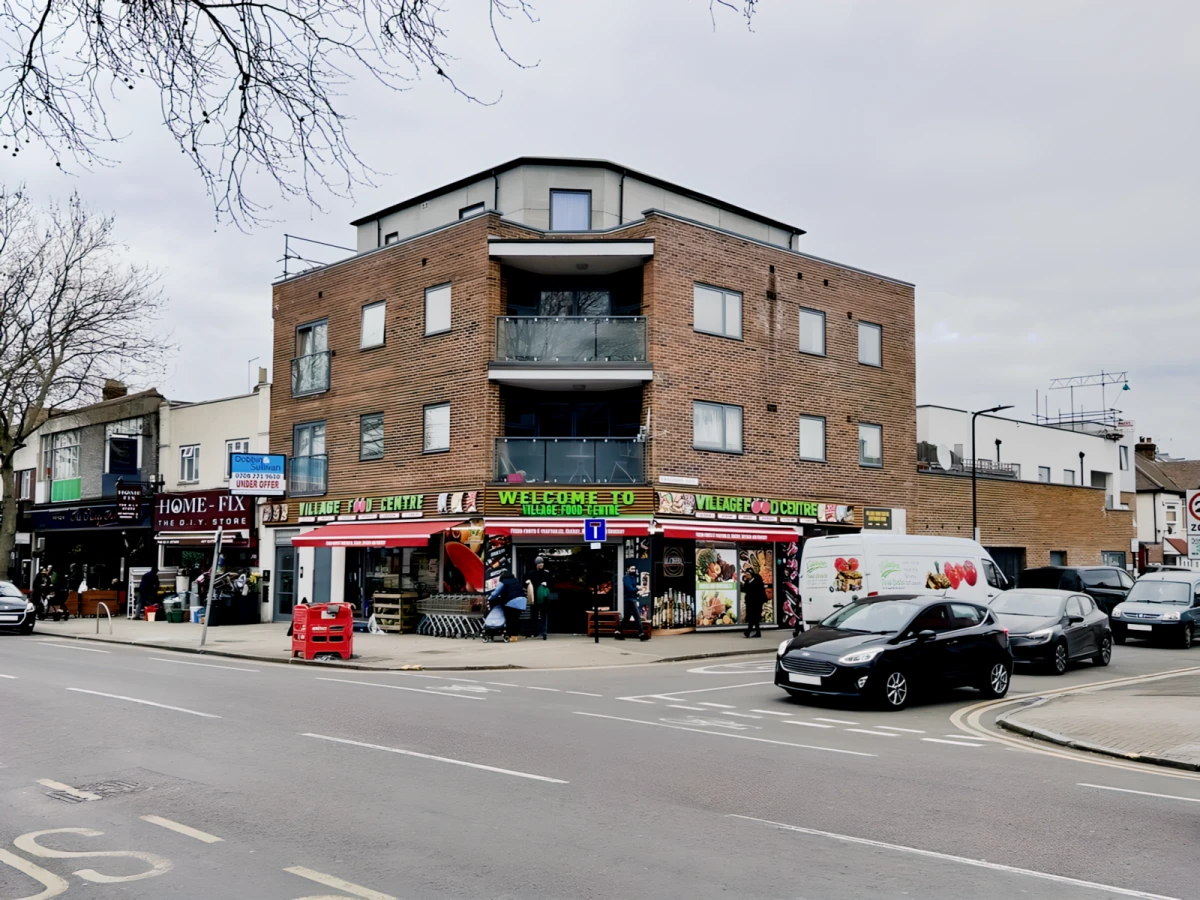 Chingford Mount Road 24227# 0