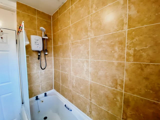 Thornville Street 24210# 4