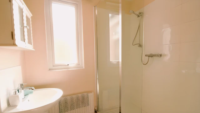 53 Bulk Road, Lancaster 4