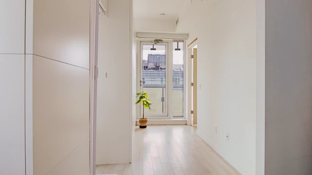 Liwinco - Yonge Dundas Street (197 Yonge St) 3