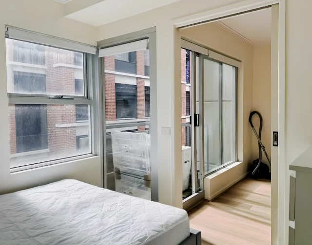 118 Franklin Street - alloggio per studenti a Melbourne - Master Room of 2b1b
