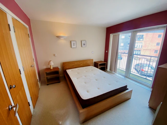 Flat 46 , Washington Wharf, B1 1NN 2