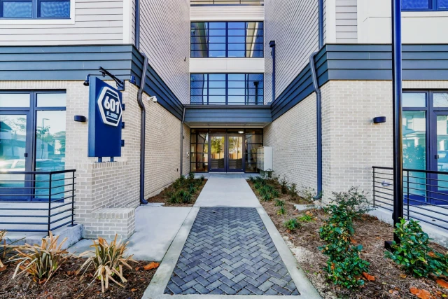 601 E. 39th Street 2