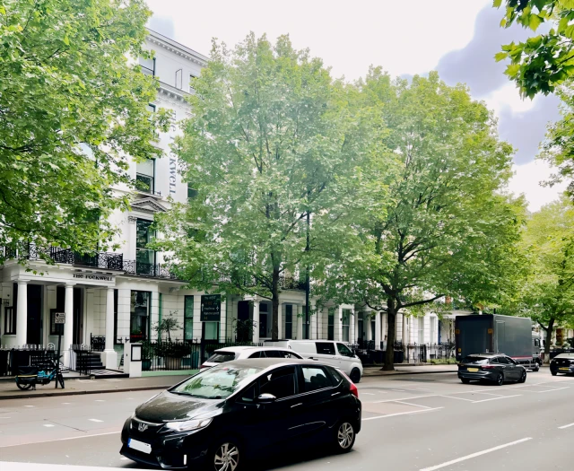 Cromwell Road 24727# 1
