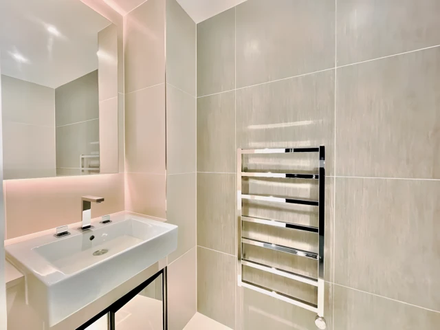 CW-Meranti House, Alie Street, London E1 - ロンドンの学生向け宿泊施設 - 2 Bedroom 3 Bathroom