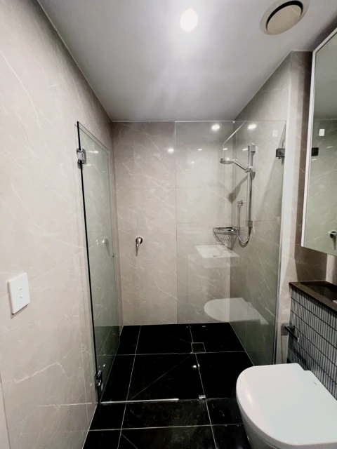 33 George Julius Ave 1