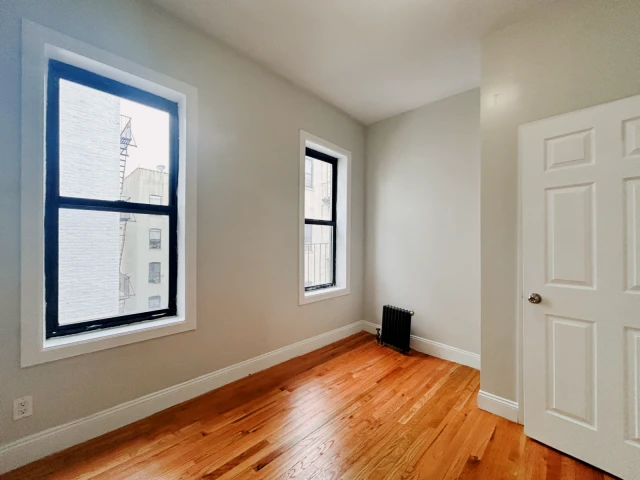 573 West 159th Street - New York student accommodation - 2 Beds 1 Bath