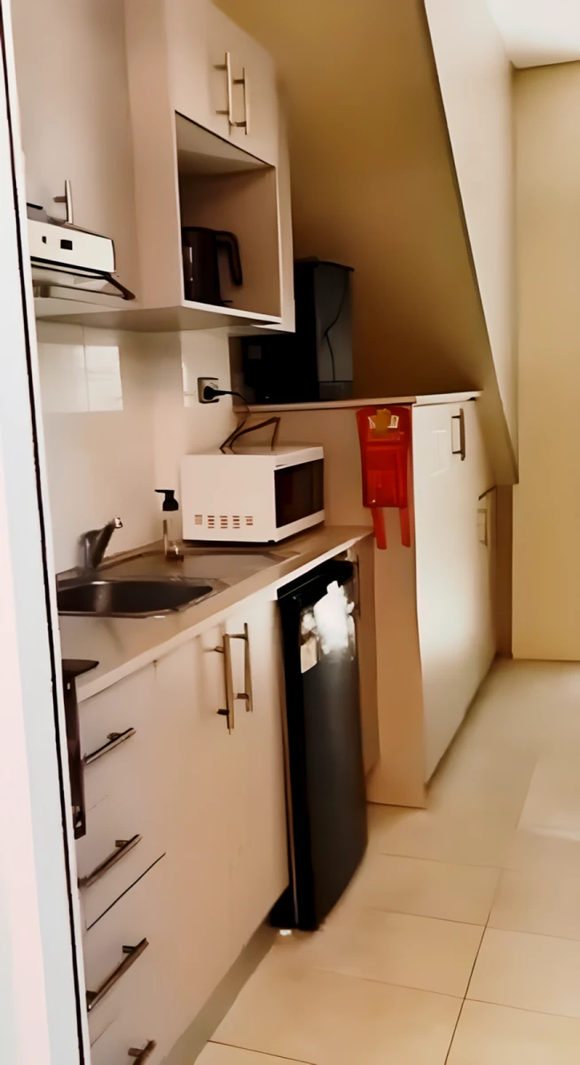 6 see street Kingsford 0