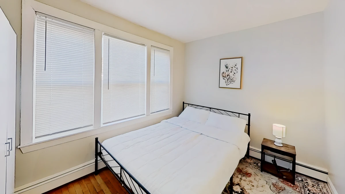 East Cambridge #1810 0