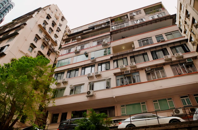 Sai Ying Pun | Chong Ning Building Apartment 3
