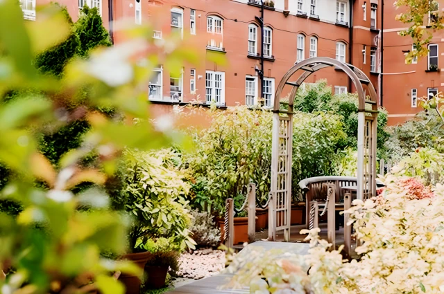 Cartwright Gardens 26026# 1