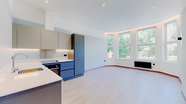 Colyton Road 25930# 1