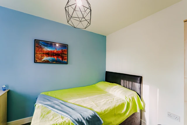 149 Charter avenue 4