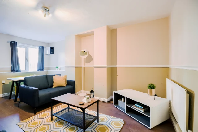 Hyde Park Road 26597# 2