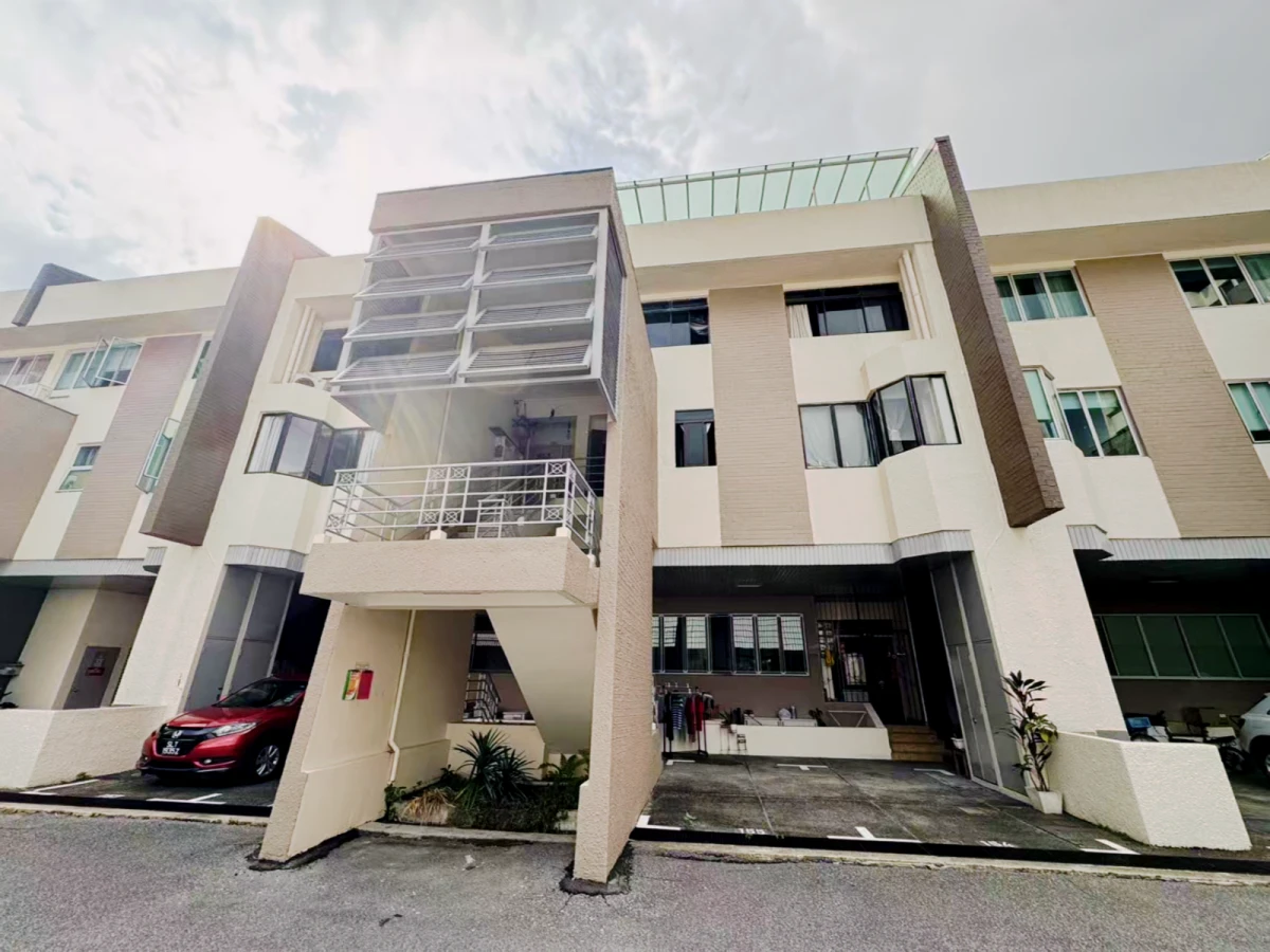 Lakepoint Condo - HM 0