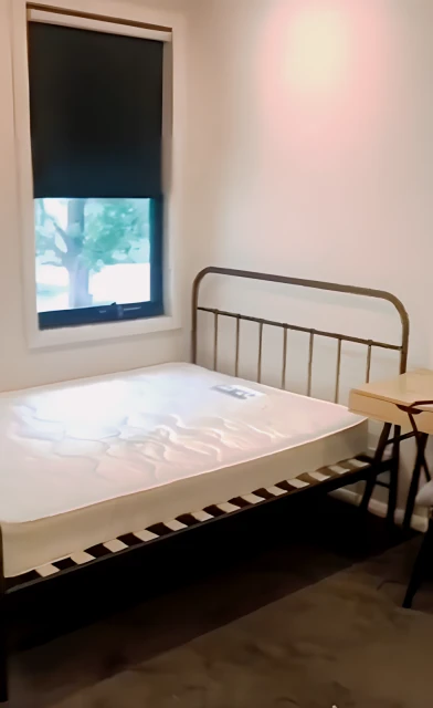 2 Dooga Street - Melbourne student accommodation - Room 5