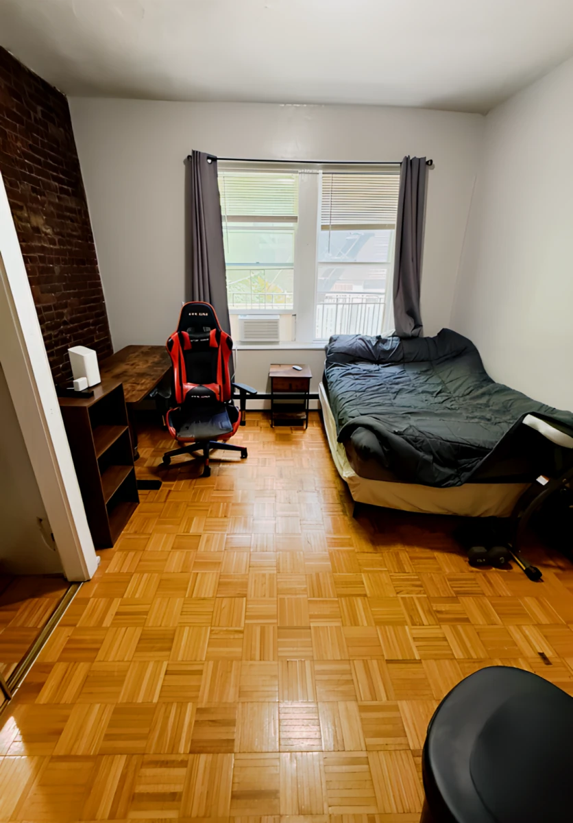 40 Anderson St. 0