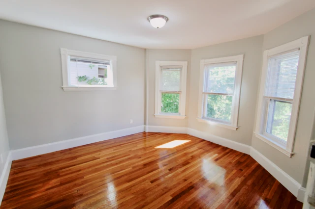 34 Russell st. 3