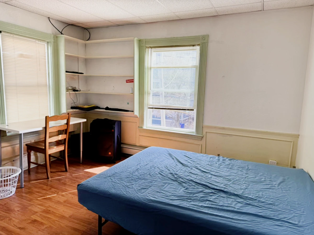 163 Maple Street 0