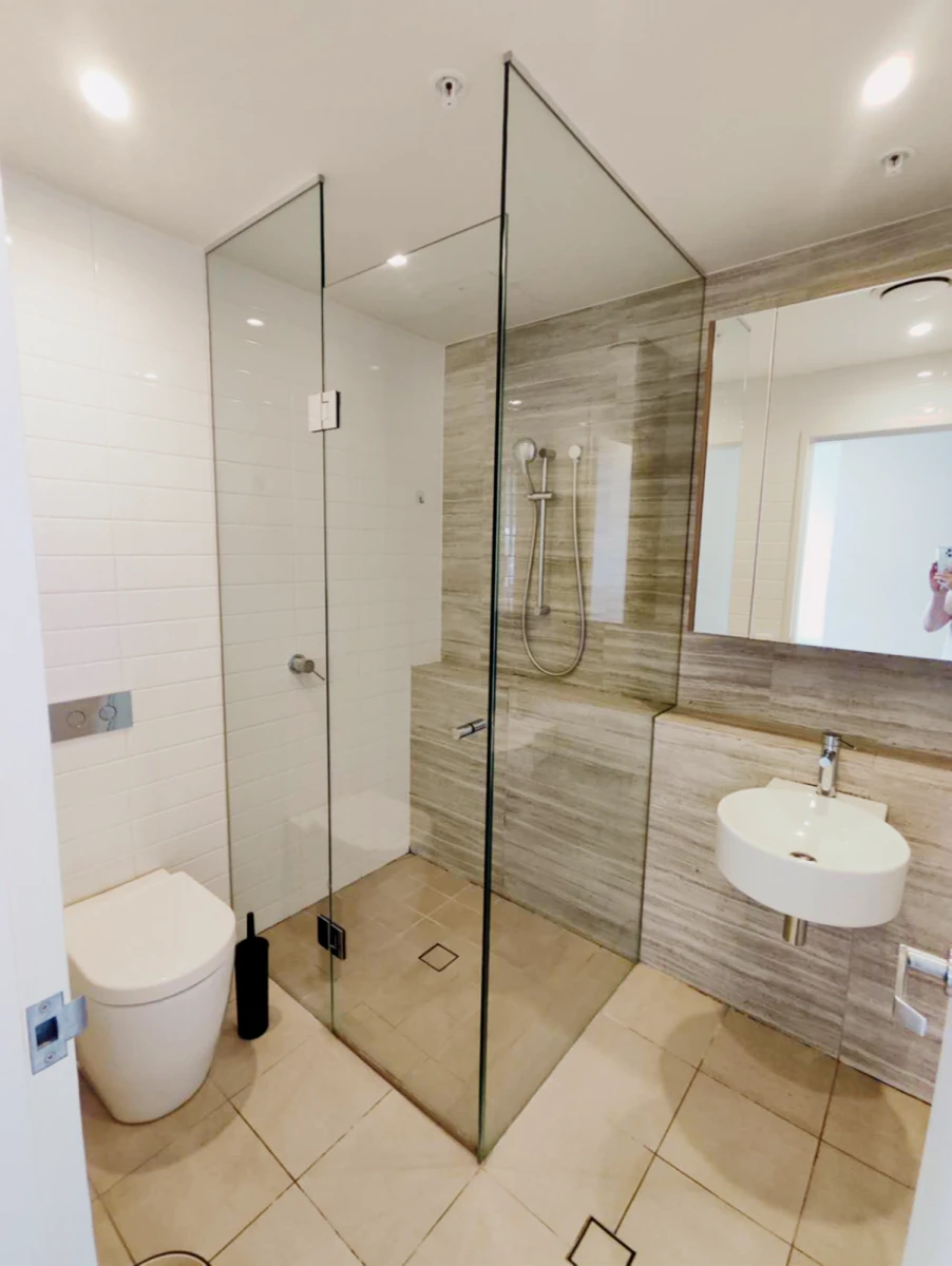 8 Ebsworth St 0