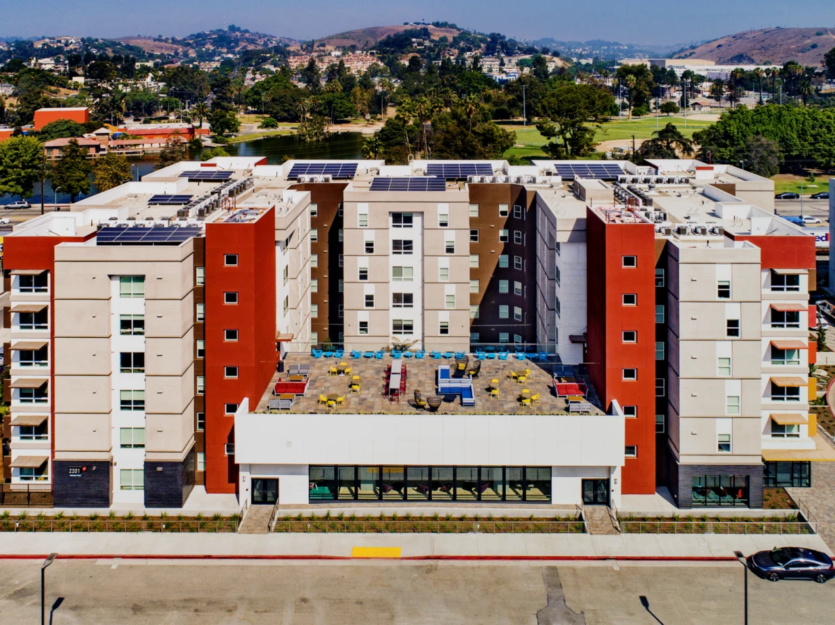 Currie Hall – Studentenunterkunft in Los Angeles