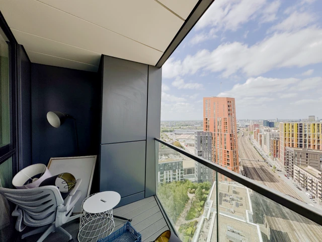 FH-Nine Elms Point 2
