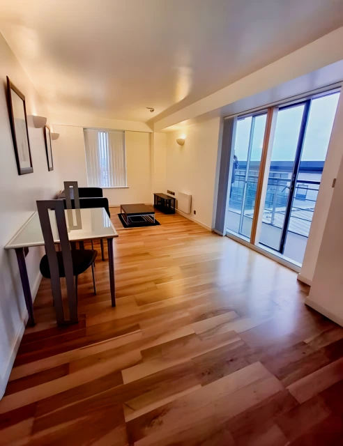 Riverside Way 27719# 4