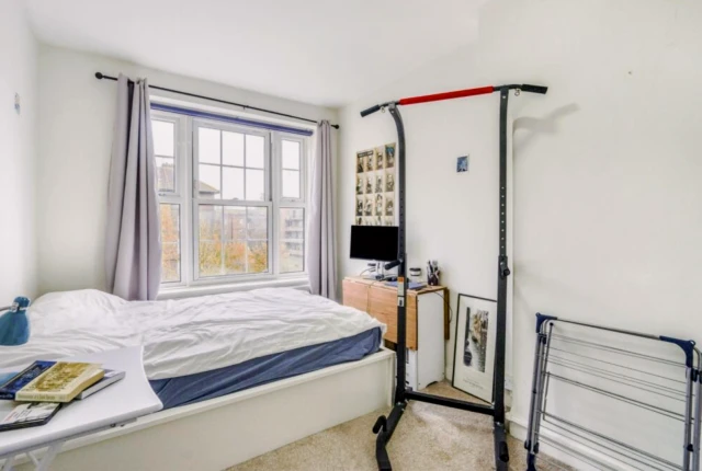 LH-County Street Borough 4