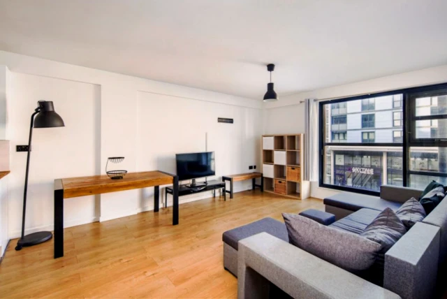 LH-Peter Heathfield House 1