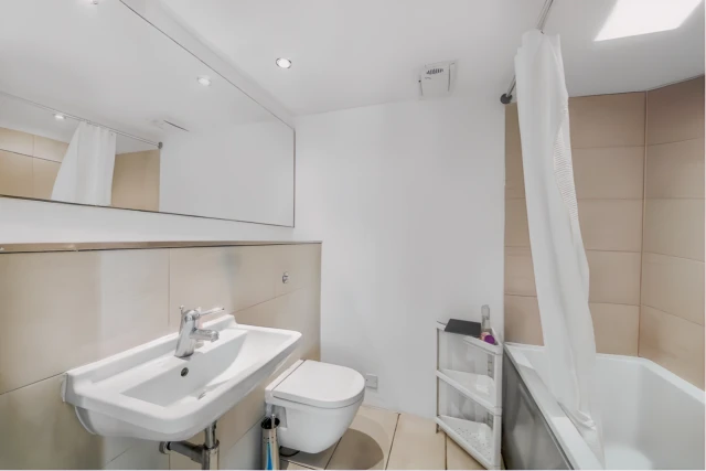 LH-Lumina Building 4