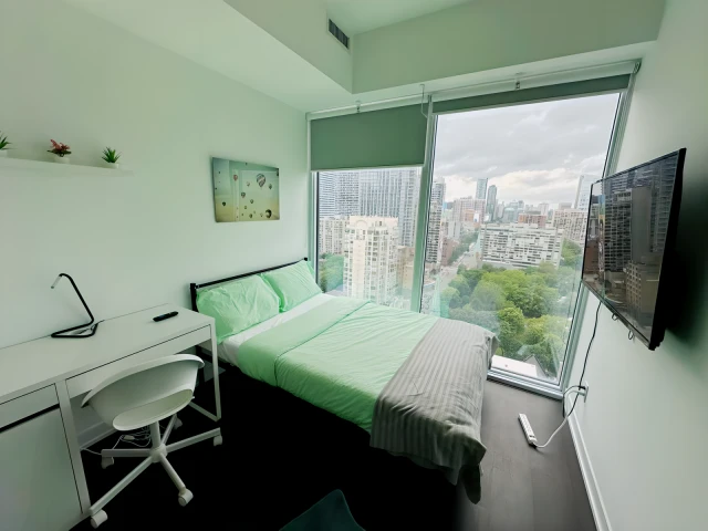 Pearson Housing -  Jarvis St & Gerrard St E 1